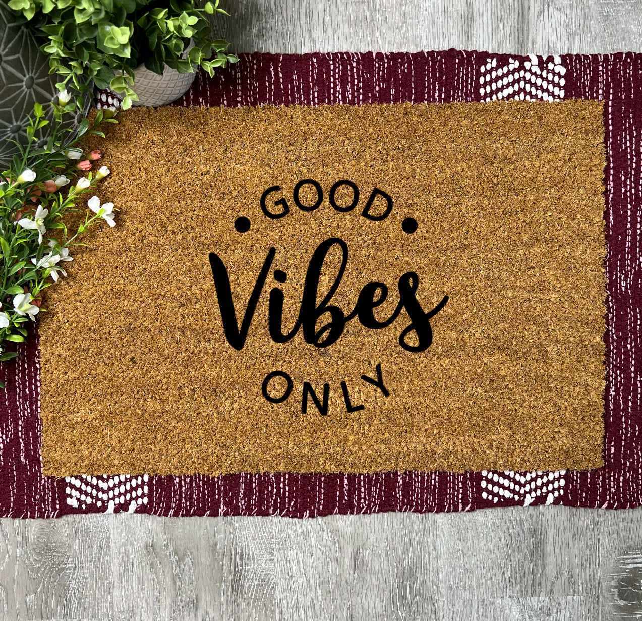 Good Vibes Only, Circle